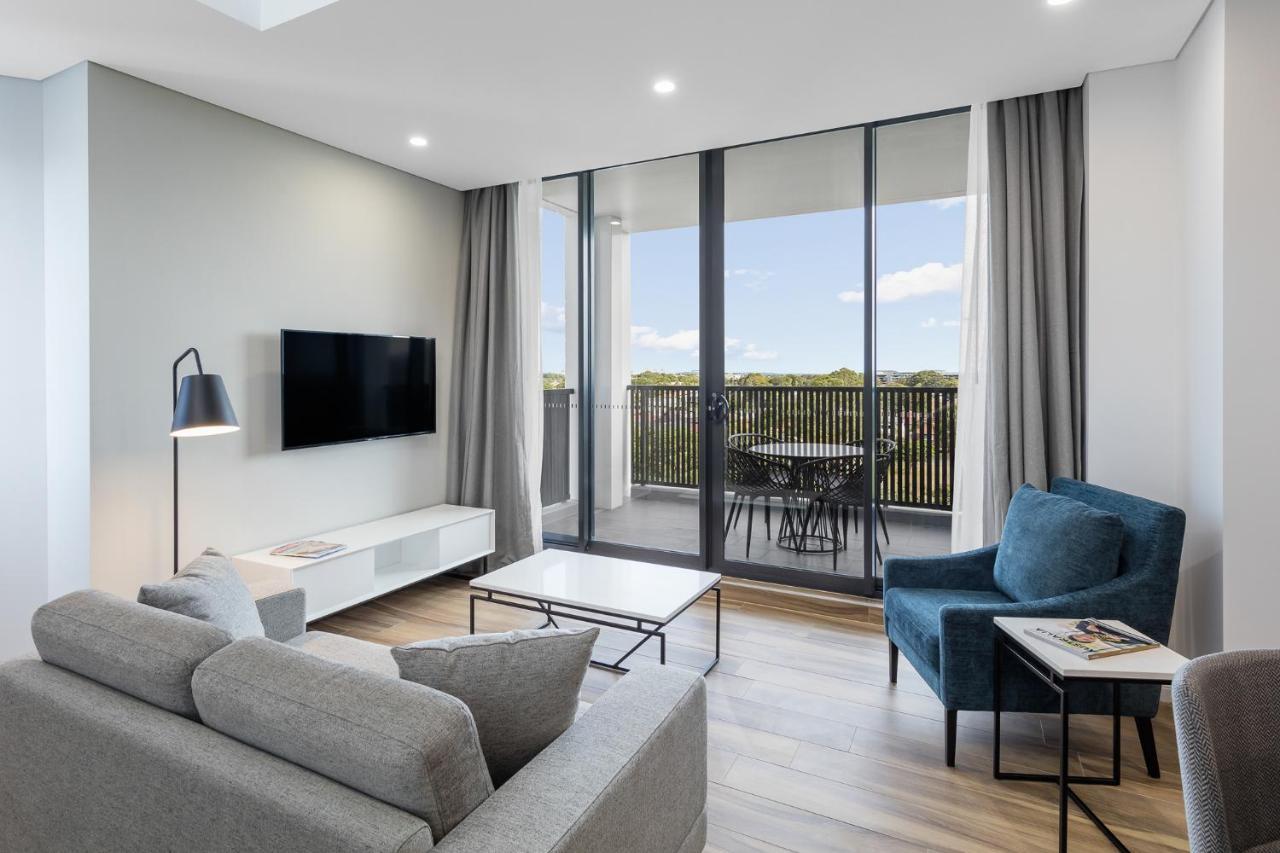 Meriton Suites Coward Street, Mascot Sidney Dış mekan fotoğraf Living room